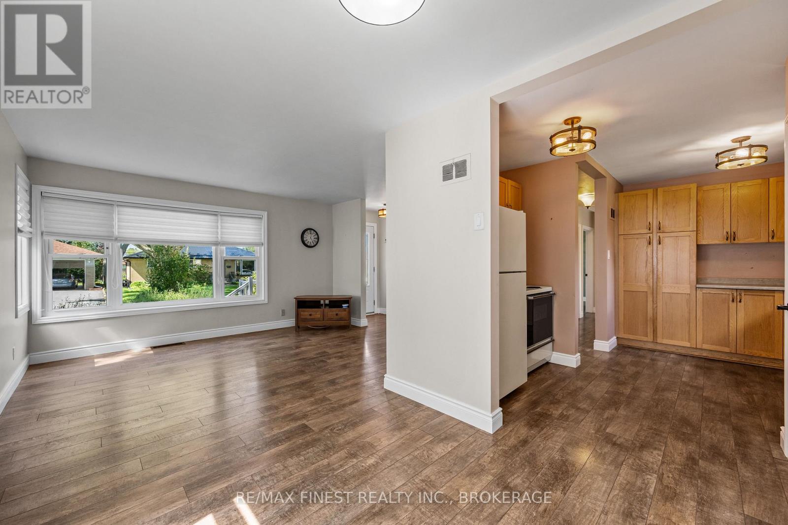 193 HAWTHORNE AVENUE, Kingston (West of Sir John A. Blvd) — photo 7