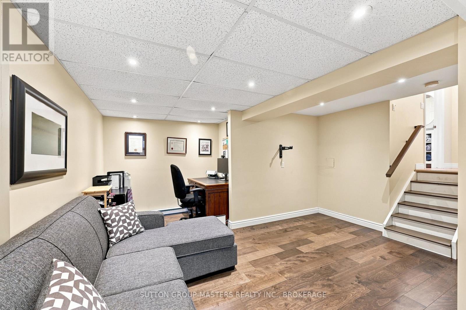 732 CENTRE STREET - Image 46
