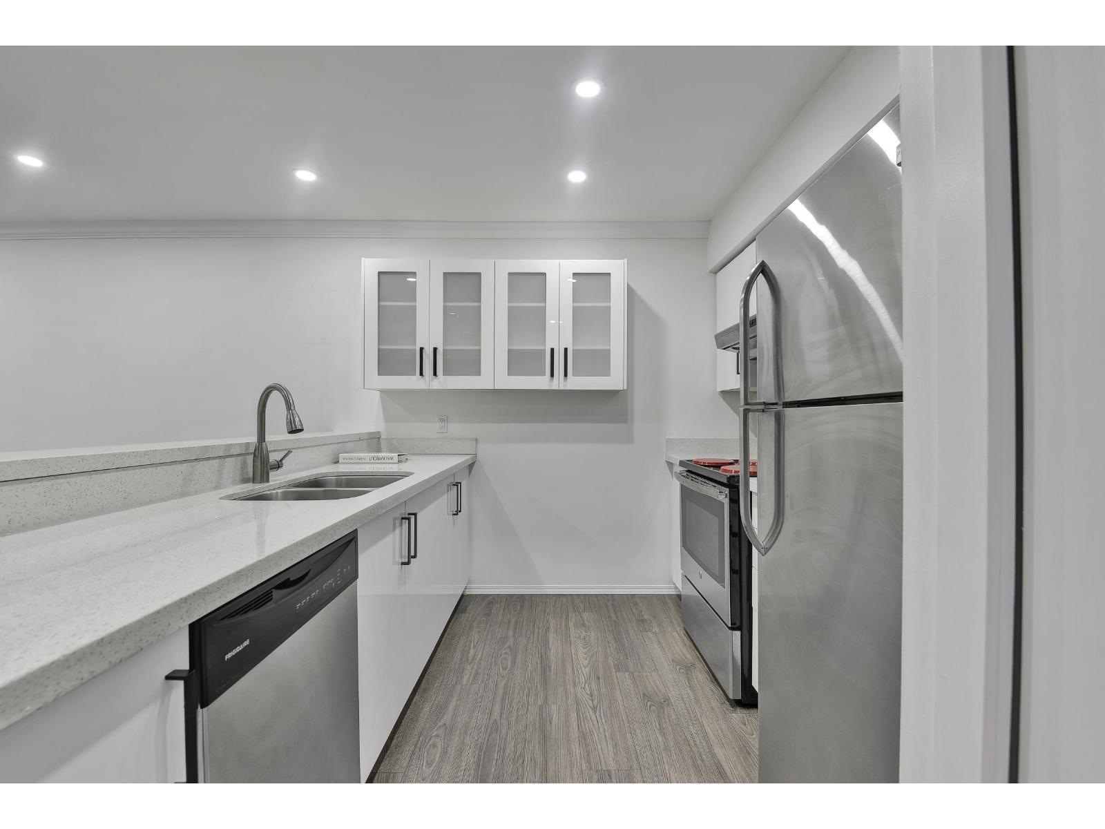 207 12739 72 AVENUE, Surrey — photo 4