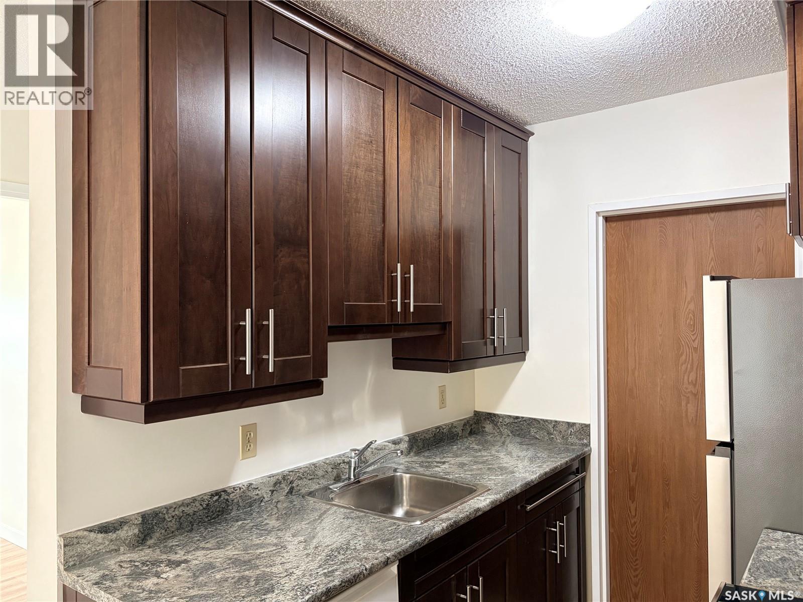 302 419 TAIT COURT, Saskatoon — photo 12