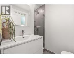 Kitchen - 2234 Kilbride Street, Burlington, ON L7P0J4 Photo 14