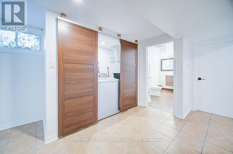 3 - 581 TALBOT STREET, London East (East F) — photo 7