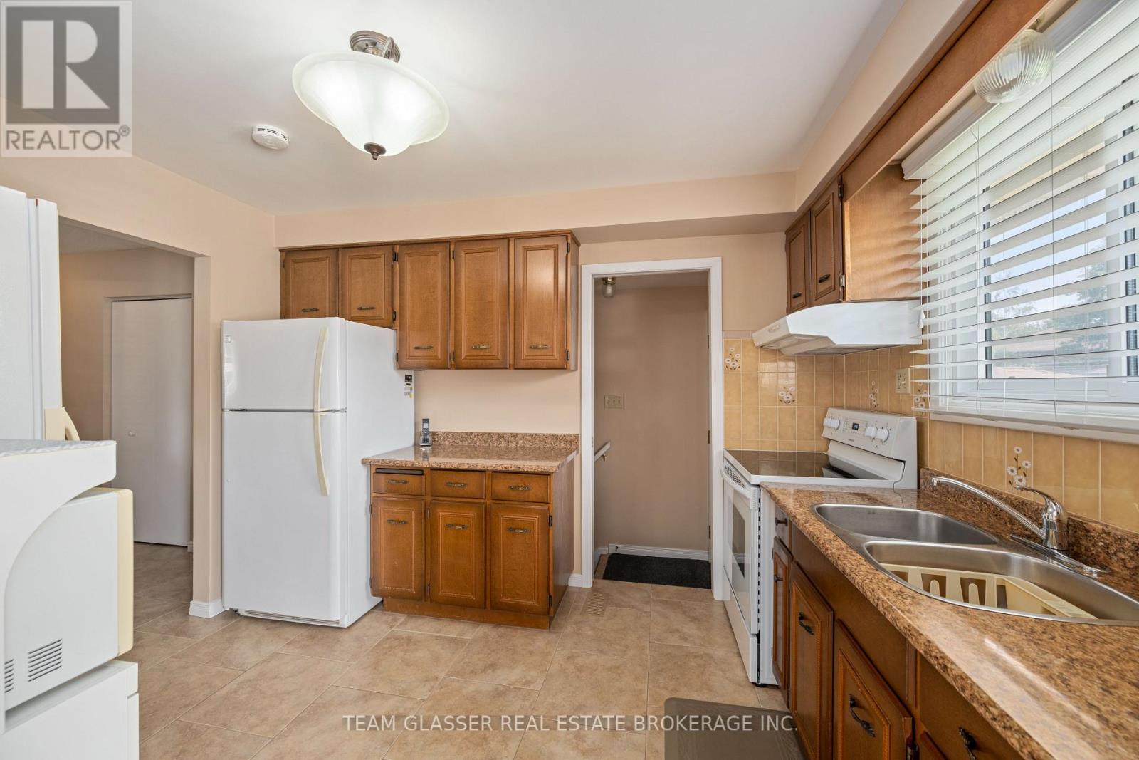 288 FAIRHAVEN CIRCLE - Image 15