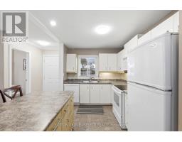 Bathroom - 1 - 151 Bonaventure Drive, London East, ON N5V4M1 Photo 9