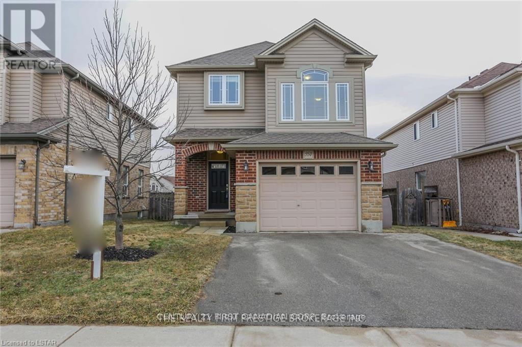 UPPER - 950 OAKCROSSING ROAD, London North (North M) — photo 2