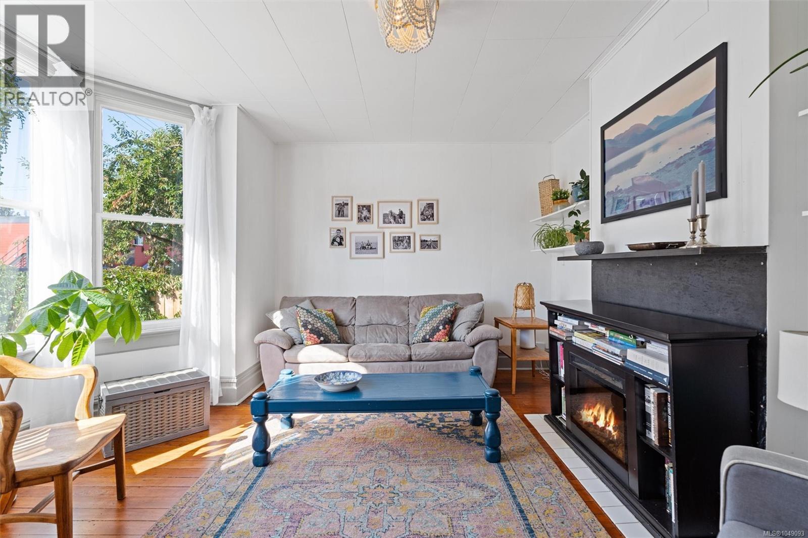 1122 North Park St - Image 11