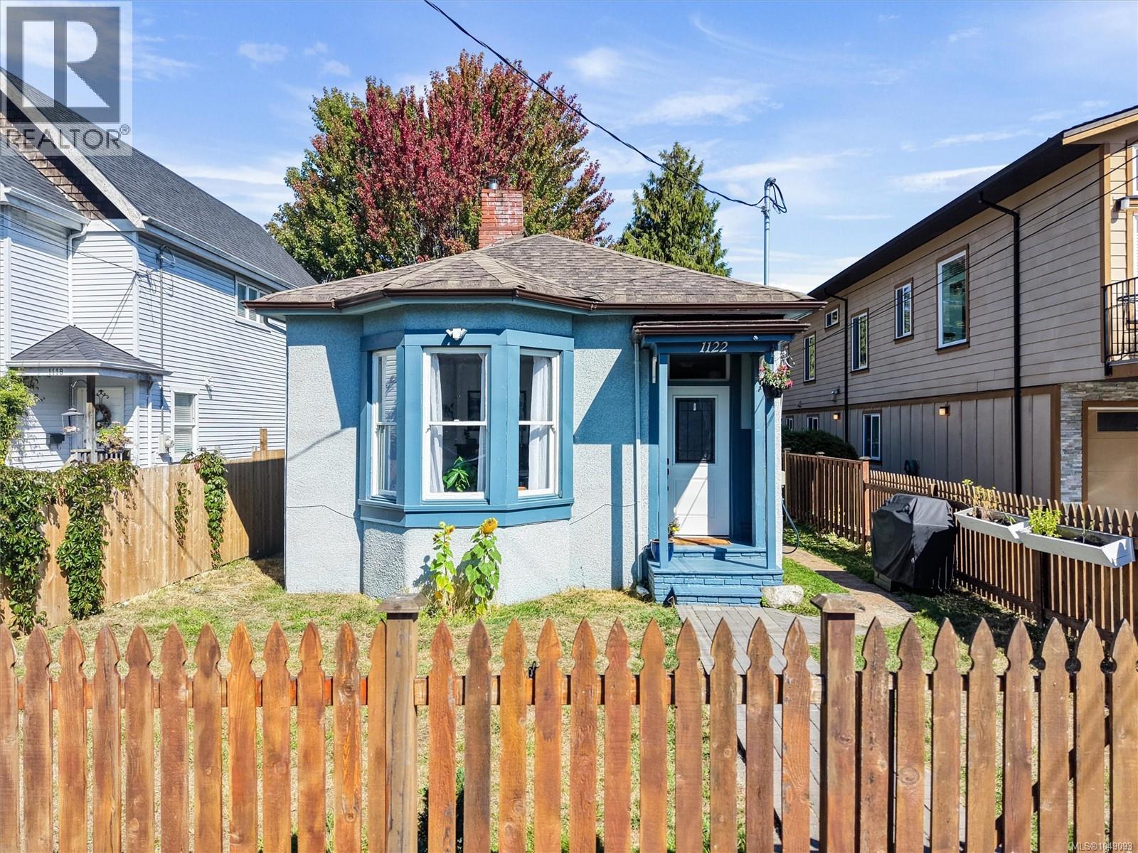 1122 North Park St - 2