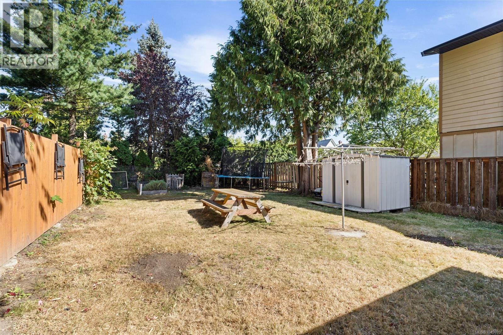1122 North Park St - 30