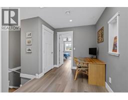 476 Machleary St, Nanaimo, BC V9R2H2 Photo 30