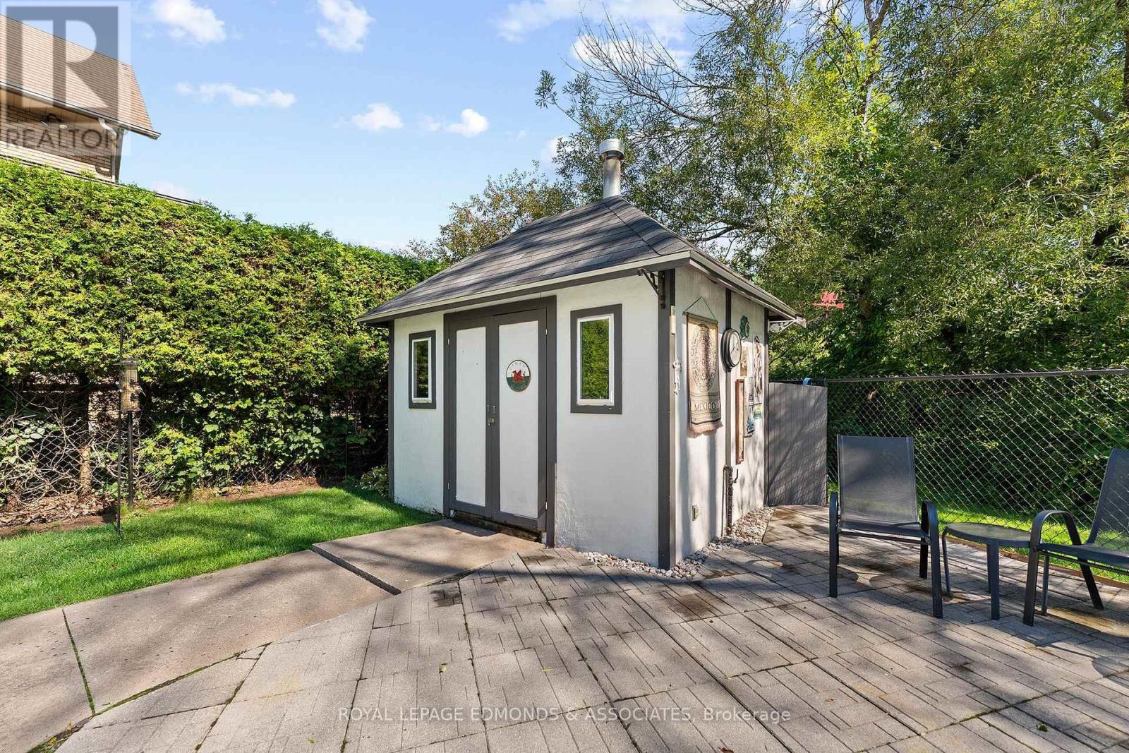 131 OWENS STREET - 35