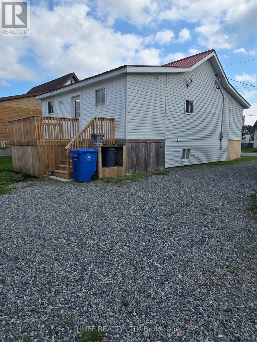 76 SEVENTH AVENUE, Kirkland Lake (Larder Lake) — photo 6
