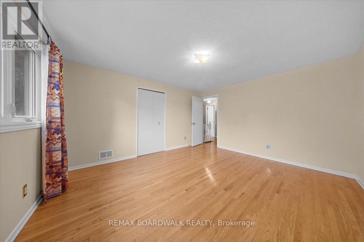 4 Bed, 3 Bath House for Sale in Ottawa – 84 WESTPARK DRIVE, Ottawa – MLS# X13766372 - Image 27