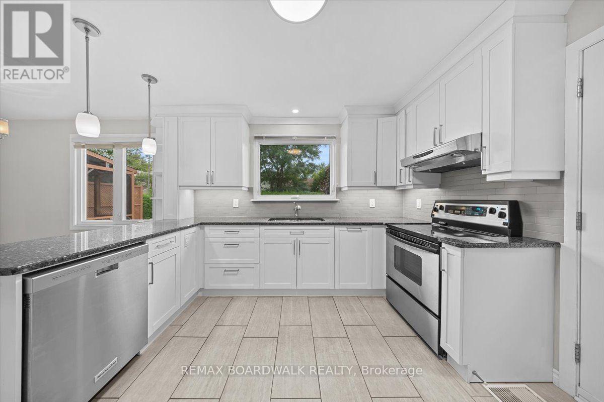 84 WESTPARK DRIVE, Ottawa — photo 9