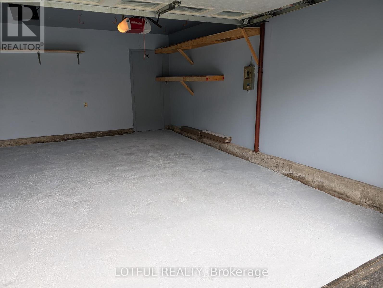 3 Bed, 3 Bath House for Sale in Ottawa – 52 FAIR OAKS CRESCENT, Ottawa – MLS# X13766402 - Image 27