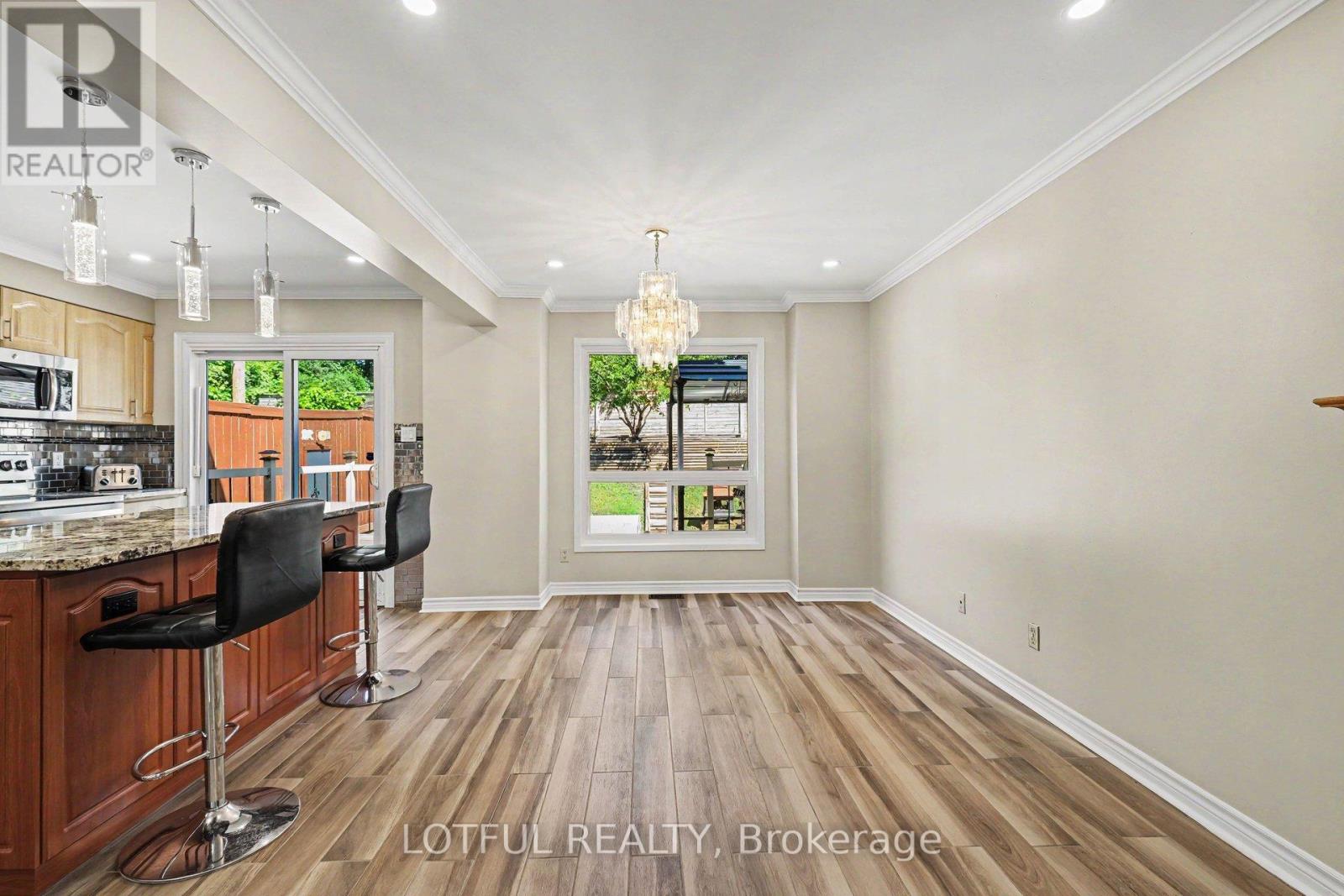 52 FAIR OAKS CRESCENT, Ottawa — photo 9