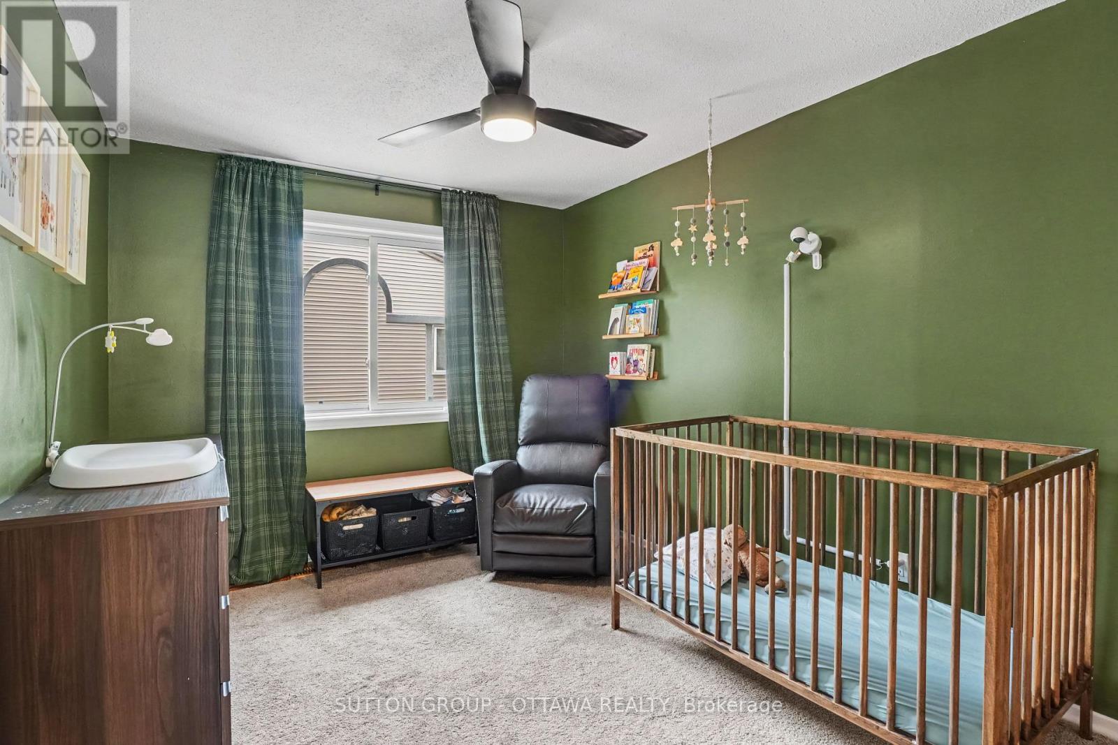 1624 CHEEVERS CRESCENT - 21