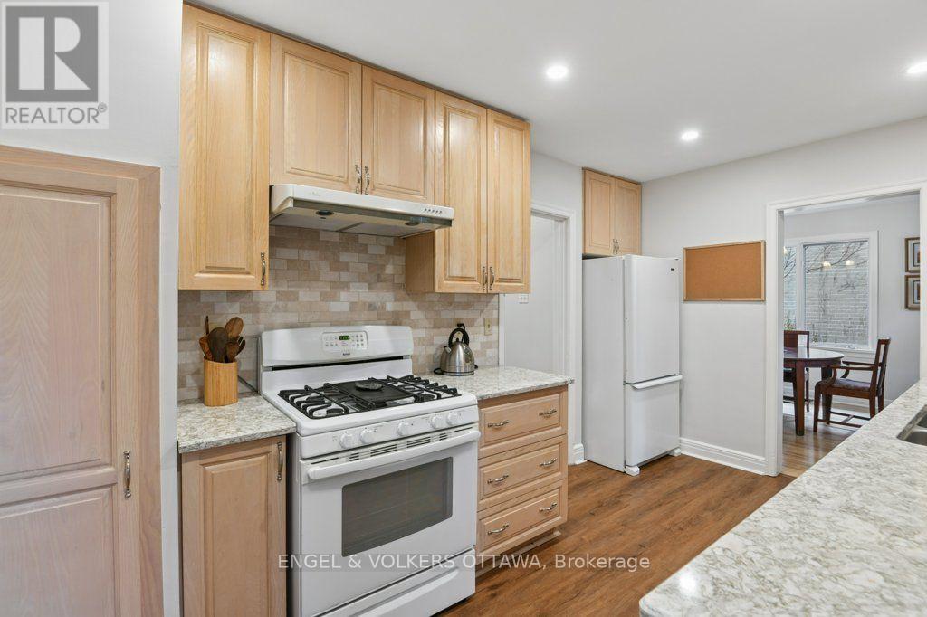 3 Bed, 2 Bath House for Sale in Ottawa – 514 HIGHCROFT AVENUE, Ottawa – MLS# X13766586 - Image 13