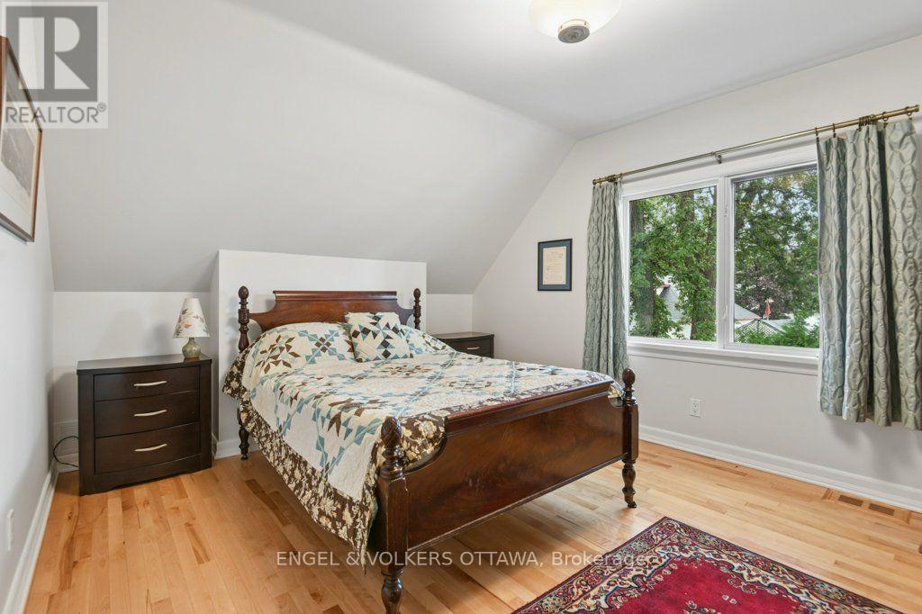 3 Bed, 2 Bath House for Sale in Ottawa – 514 HIGHCROFT AVENUE, Ottawa – MLS# X13766586 - Image 20
