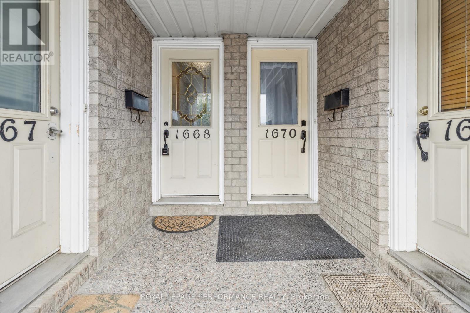 1668 LOCKSLEY LANE - 2