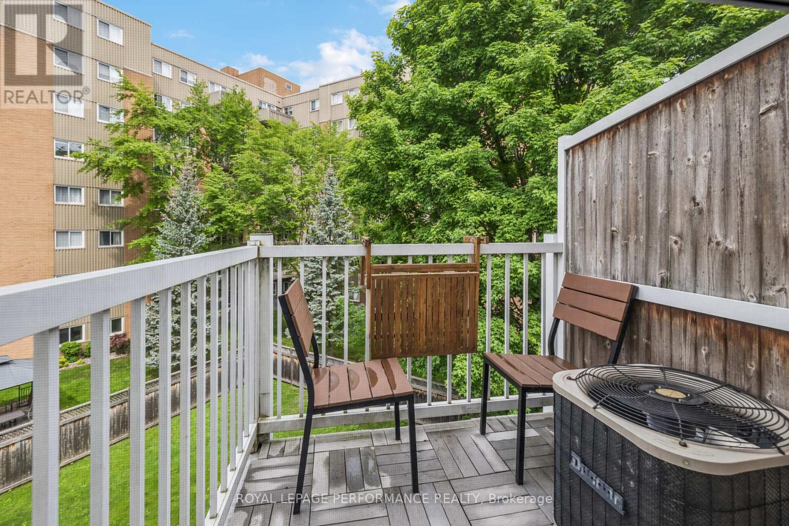 1668 LOCKSLEY LANE - 22
