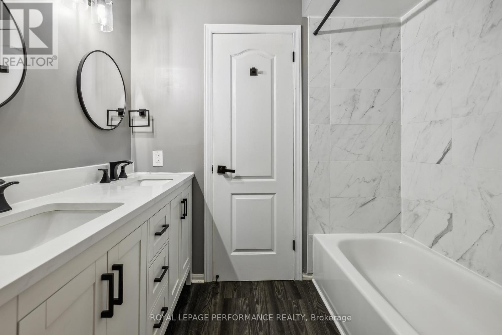 1668 LOCKSLEY LANE - 24