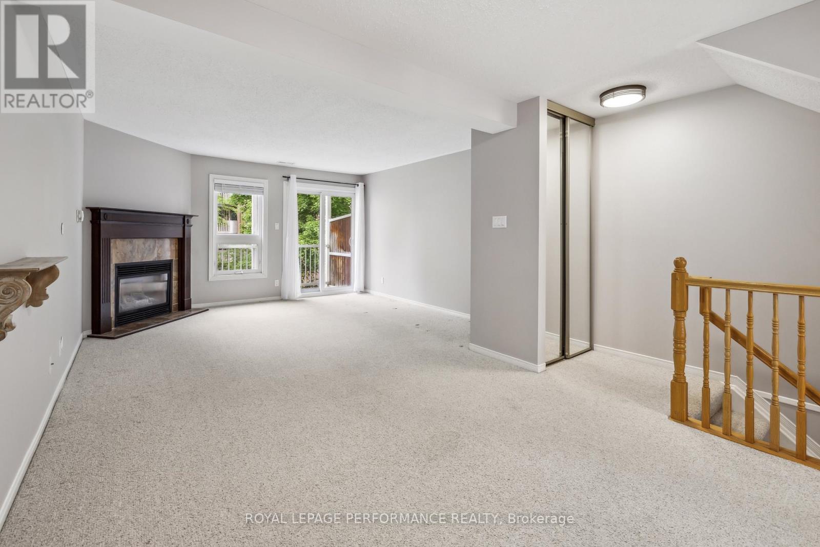 1668 LOCKSLEY LANE - 4