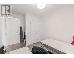 Family room - 1407 Hemlock Road, Ottawa, ON K1K5A2 Photo 7