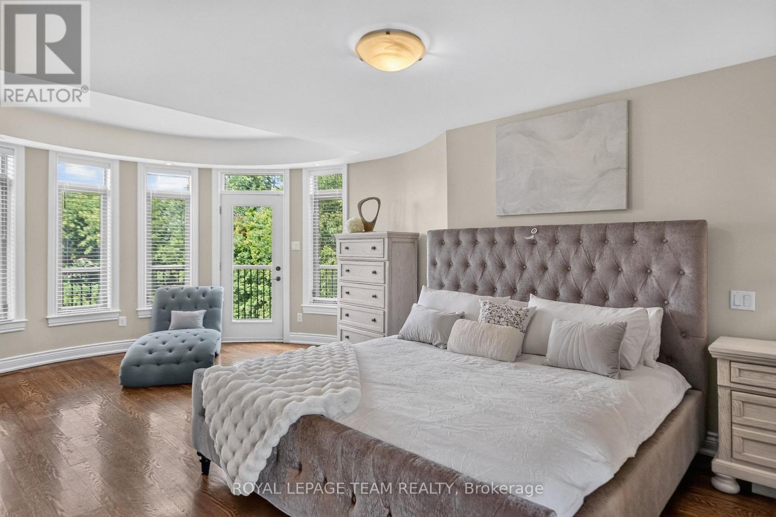 1425 BALMORAL DRIVE - 22