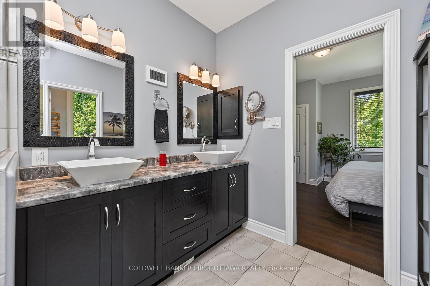 193 MAGGIE'S CRESCENT - Image 23