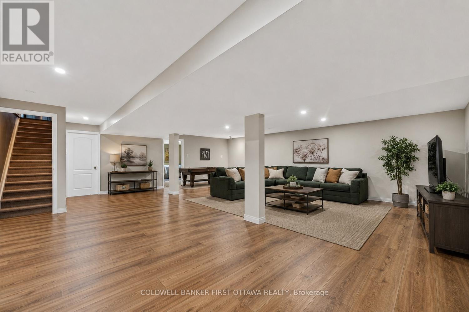 193 MAGGIE'S CRESCENT - Image 36