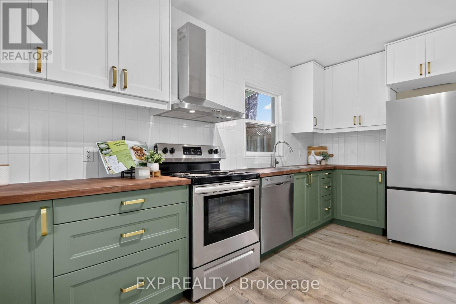 86 DANIEL STREET N - Image 11