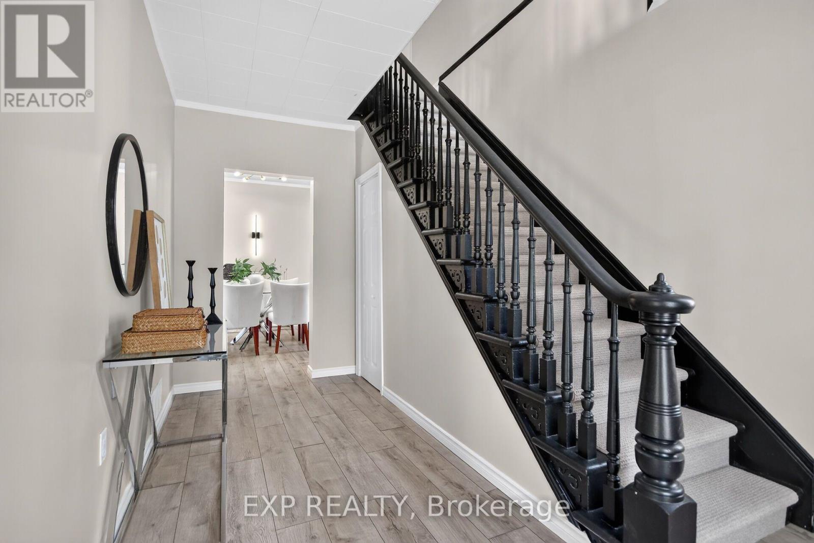 86 DANIEL STREET N - Image 17