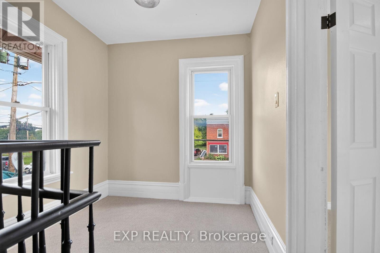 86 DANIEL STREET N - Image 21