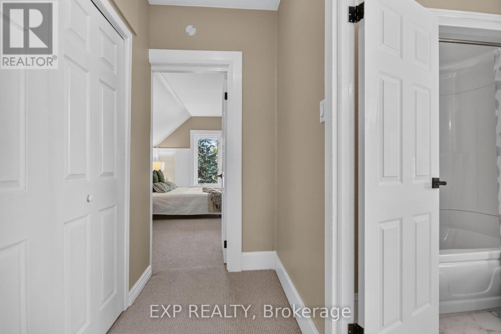 86 DANIEL STREET N - Image 26