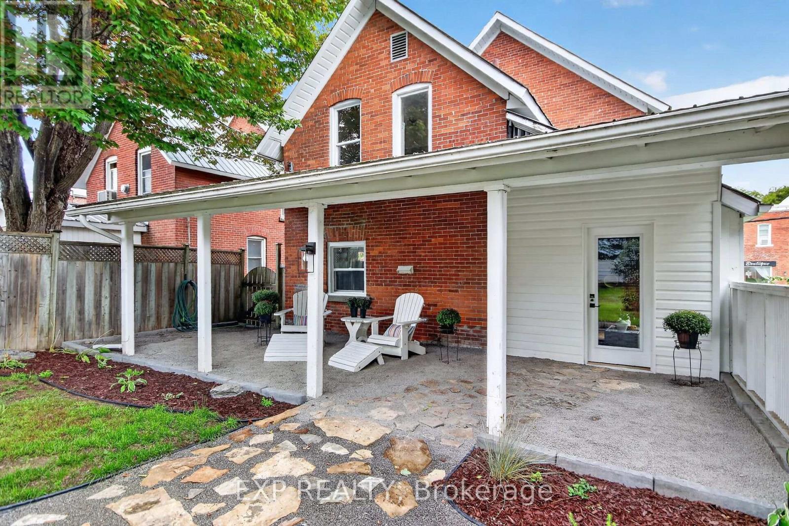 86 DANIEL STREET N - Image 39