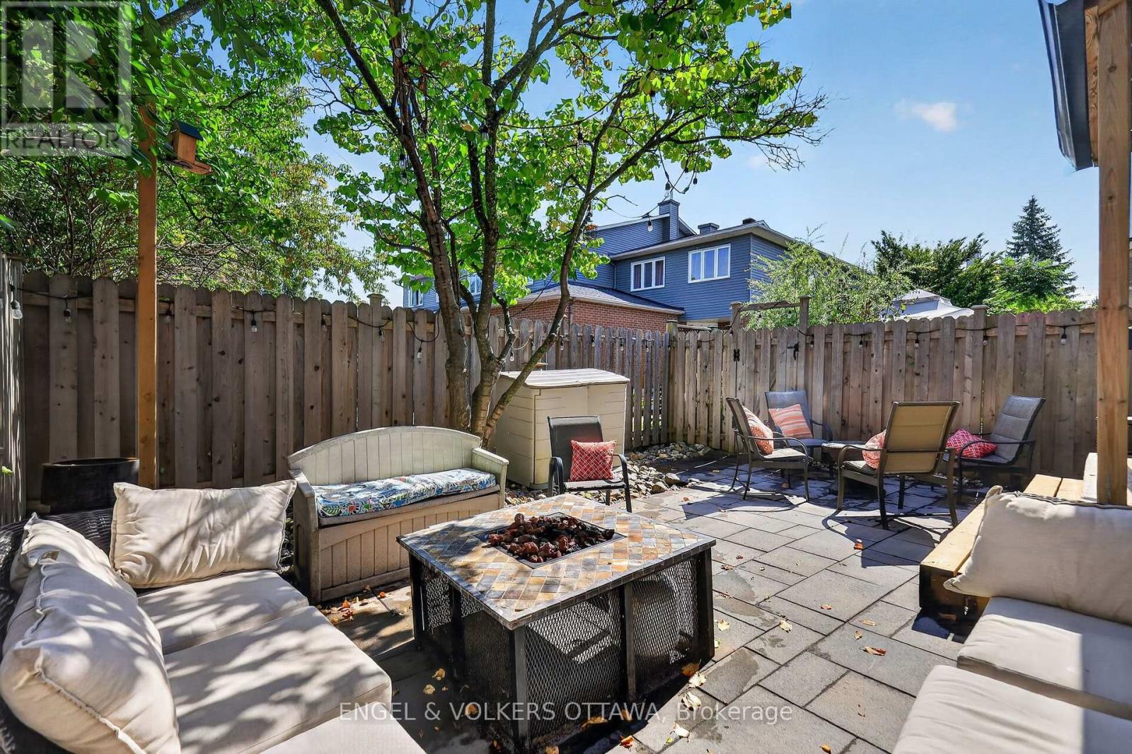 9 STREAMWOOD LANE - 38