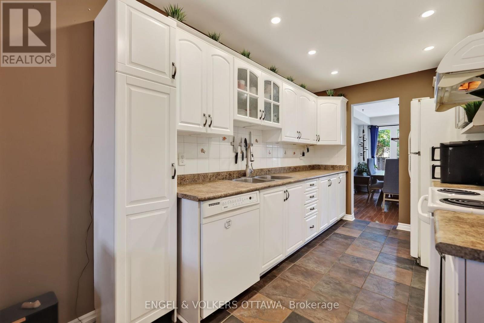 9 STREAMWOOD LANE, Ottawa — photo 6