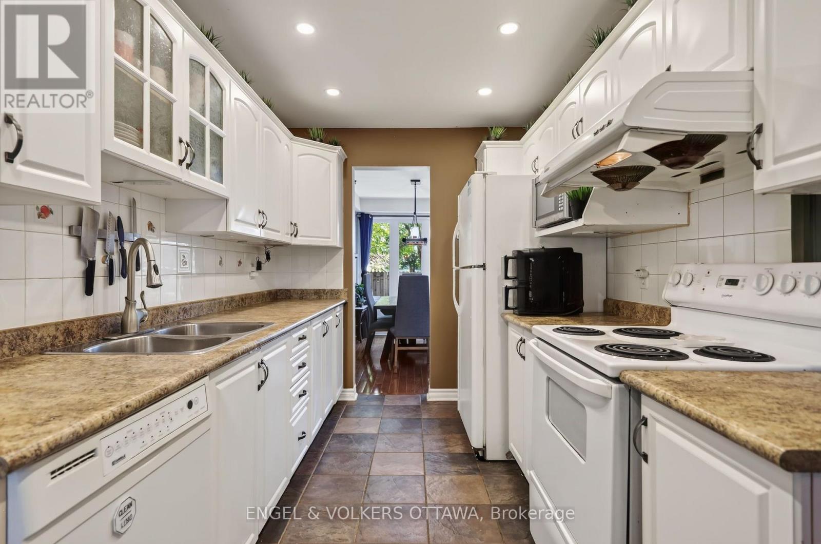 9 STREAMWOOD LANE, Ottawa — photo 9