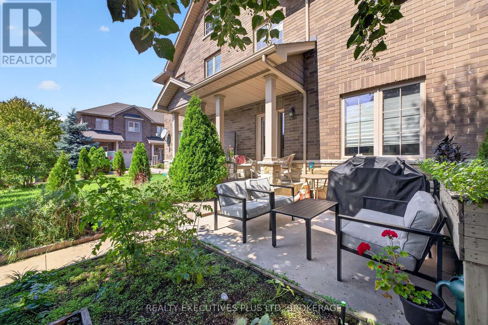 #9 43 KERMAN AVENUE - Image 21