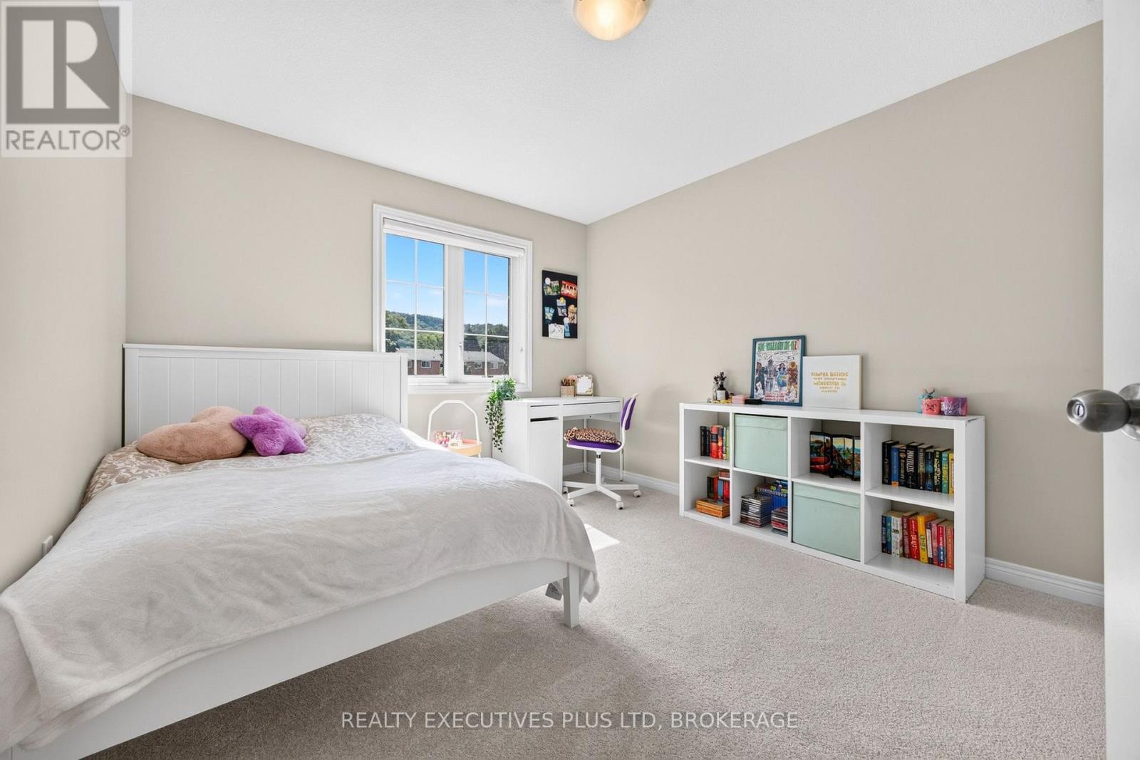 #9 43 KERMAN AVENUE - Image 38