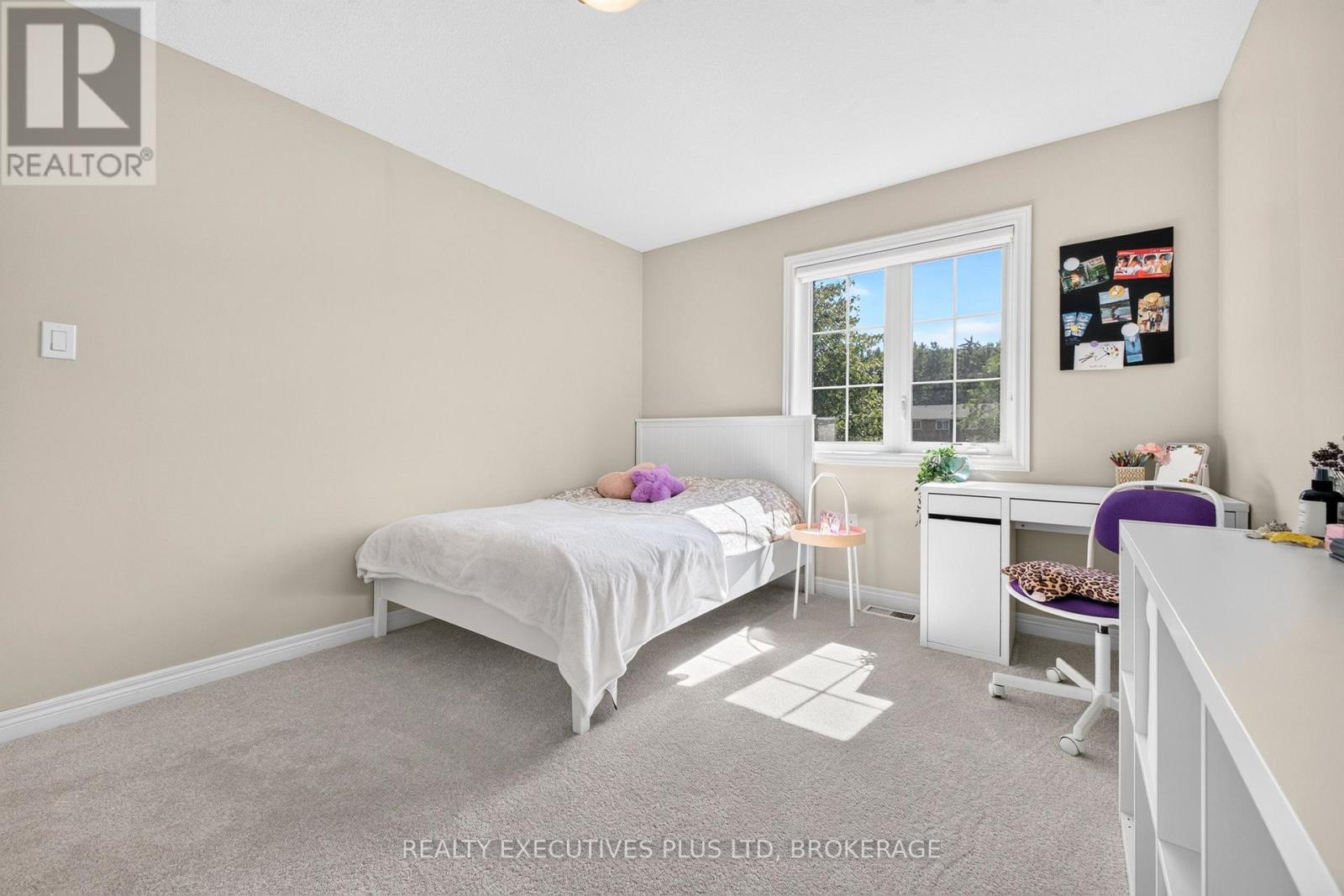 #9 43 KERMAN AVENUE - Image 40
