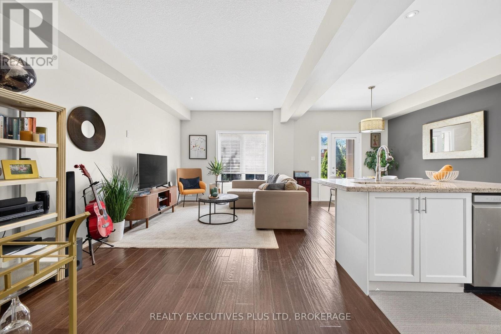 9 - 43 KERMAN AVENUE, Grimsby (Grimsby West) — photo 9