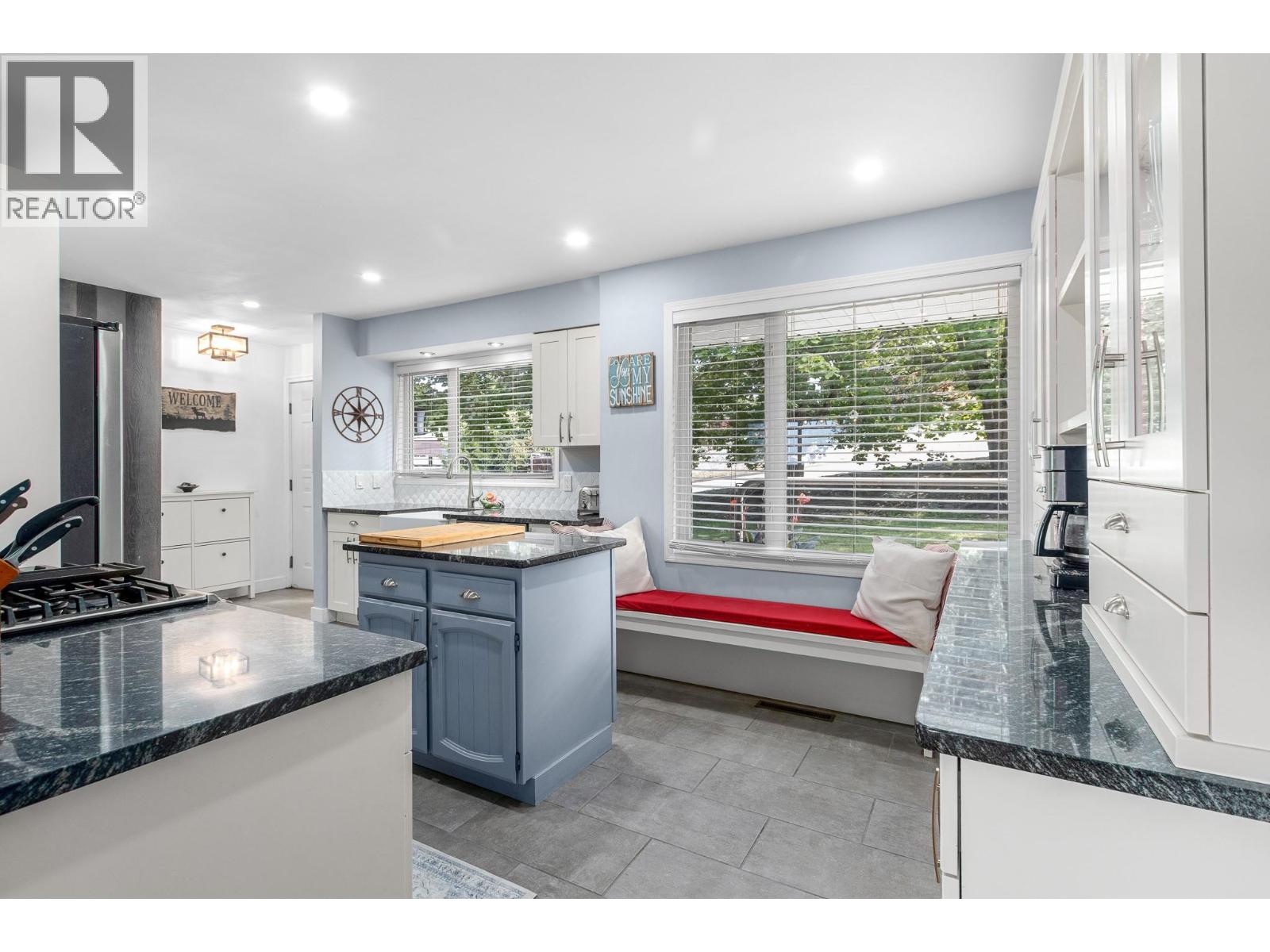 1281 15 Street SE, Salmon Arm