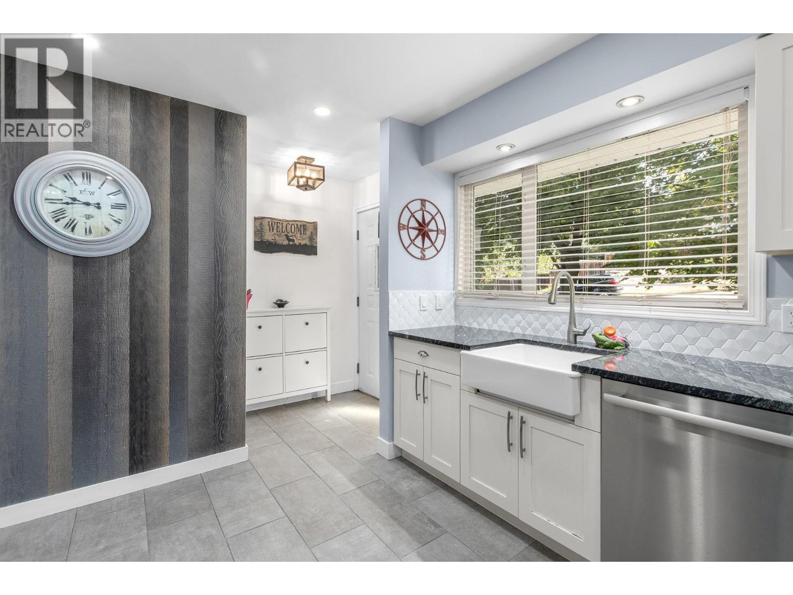 1281 15 Street SE - 23