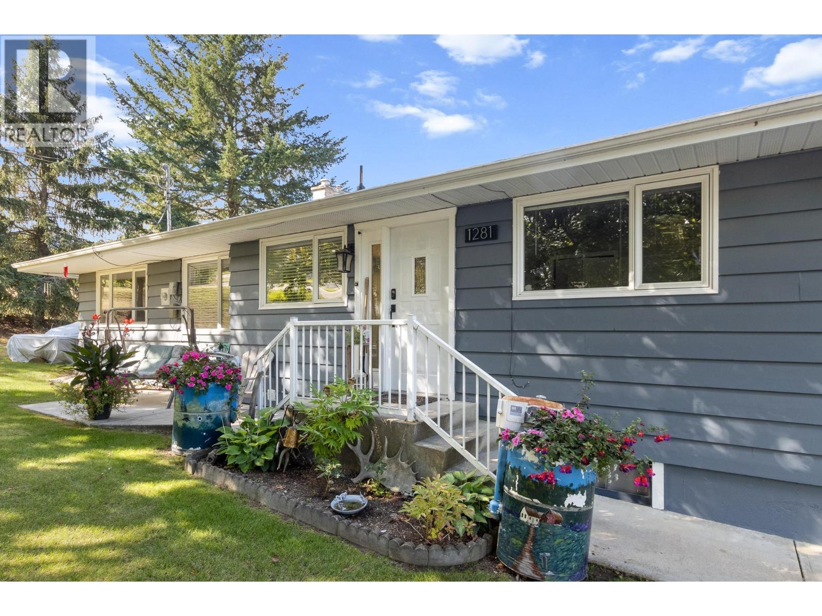 1281 15 Street SE, Salmon Arm