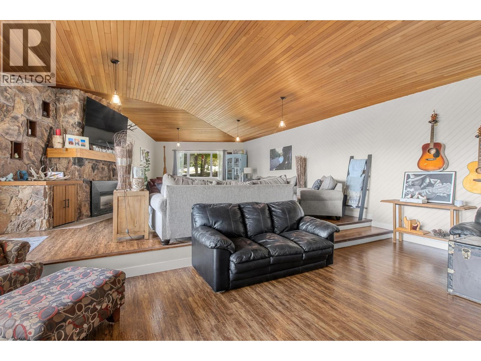 1281 15 Street SE - 9