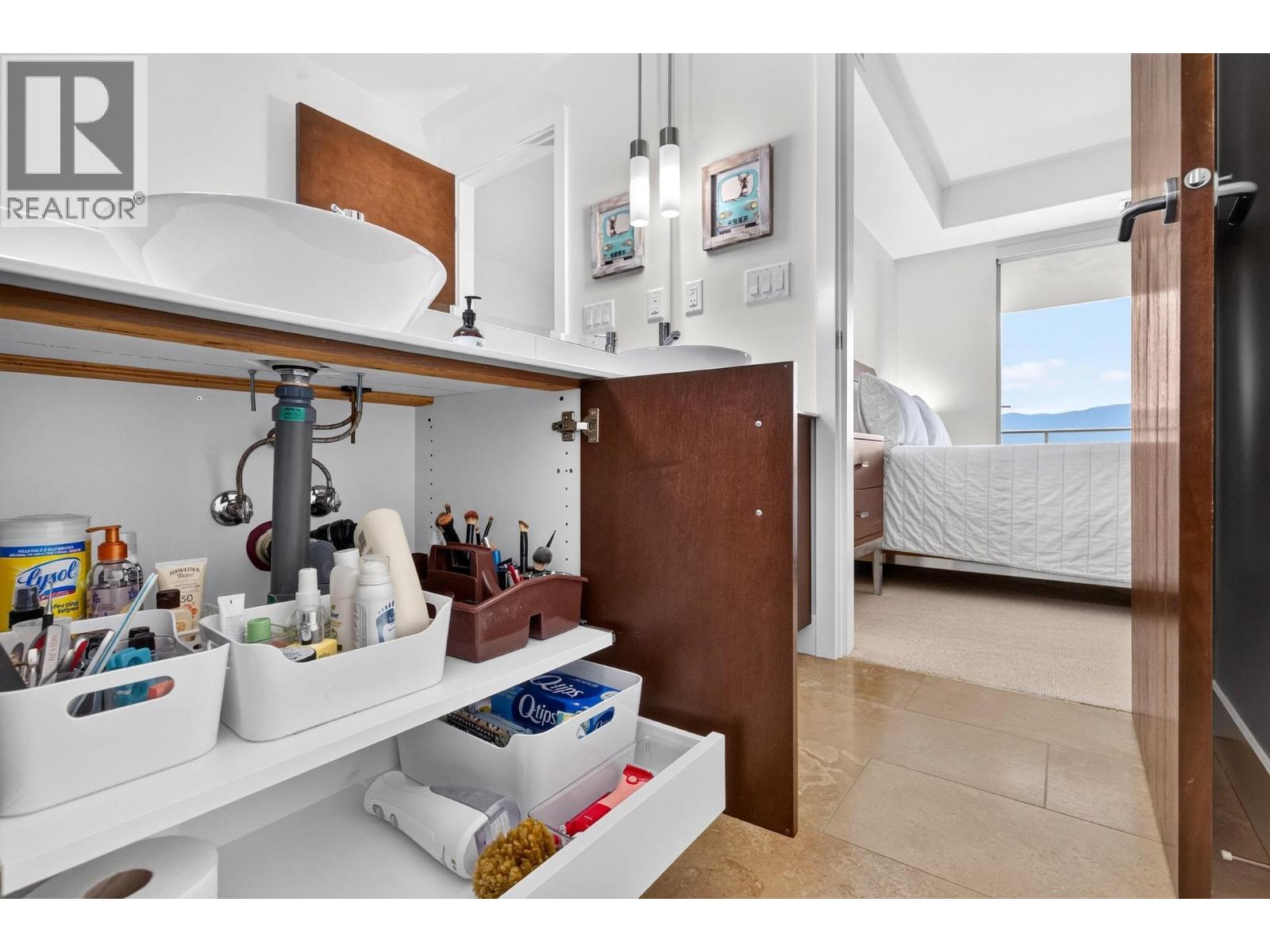 1003 2040 Springfield Road, Kelowna