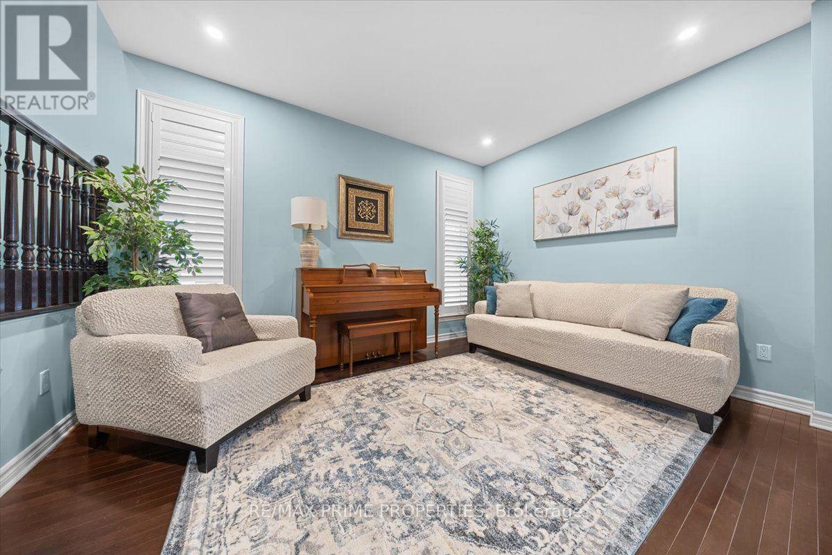 816 AZURE STREET, Ottawa — photo 8
