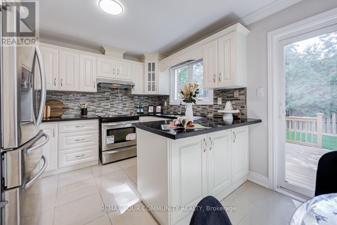 31 CLOVERCREST ROAD - 18