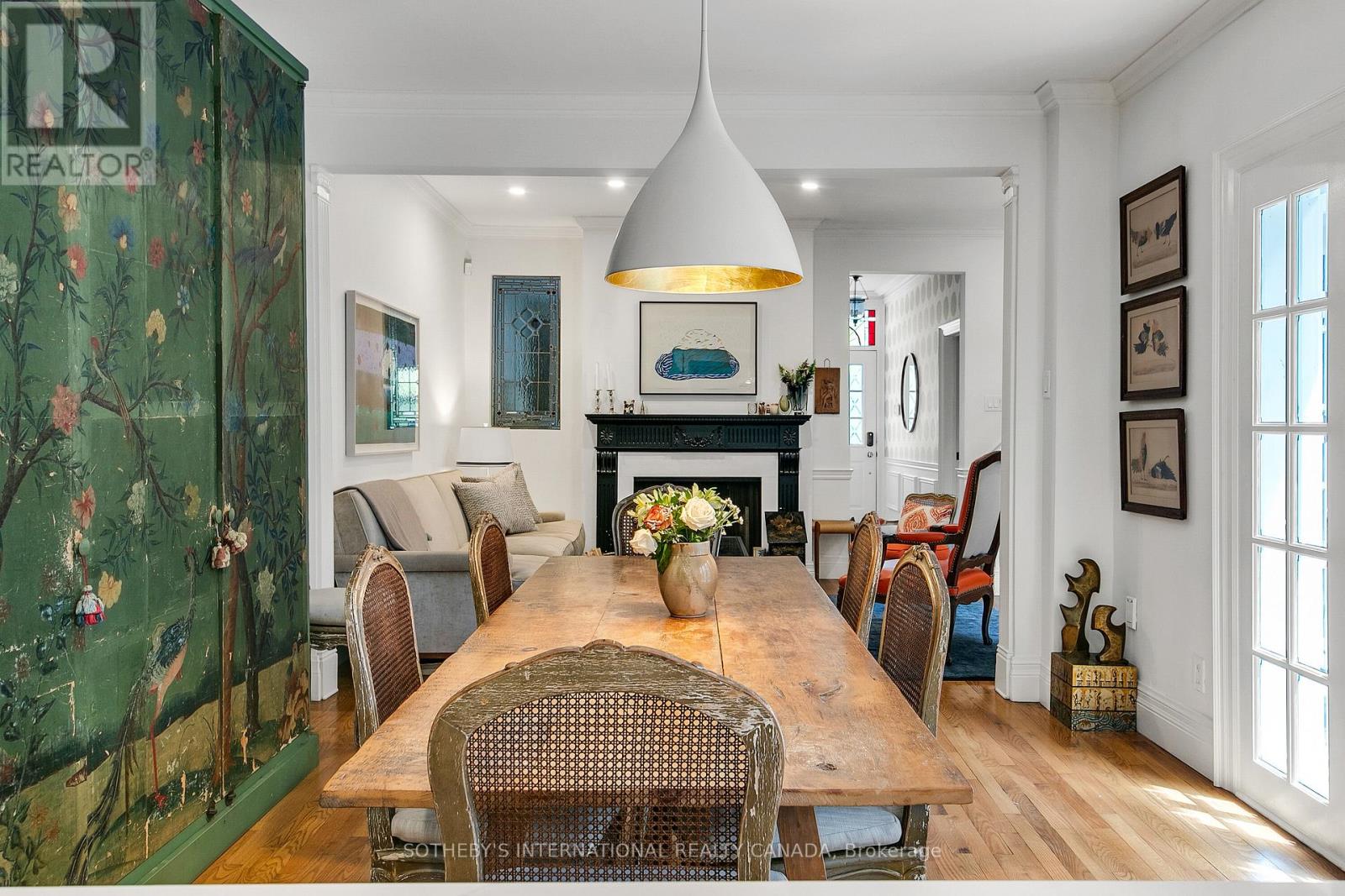 6 BOWMAN STREET - 23